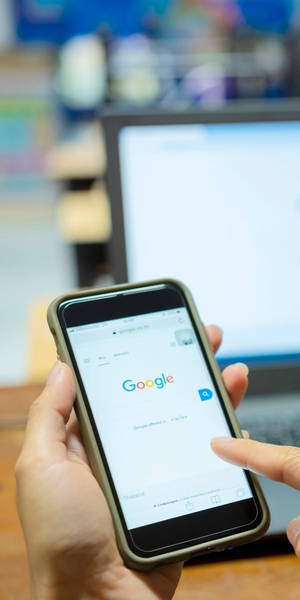 Google ads iphone image